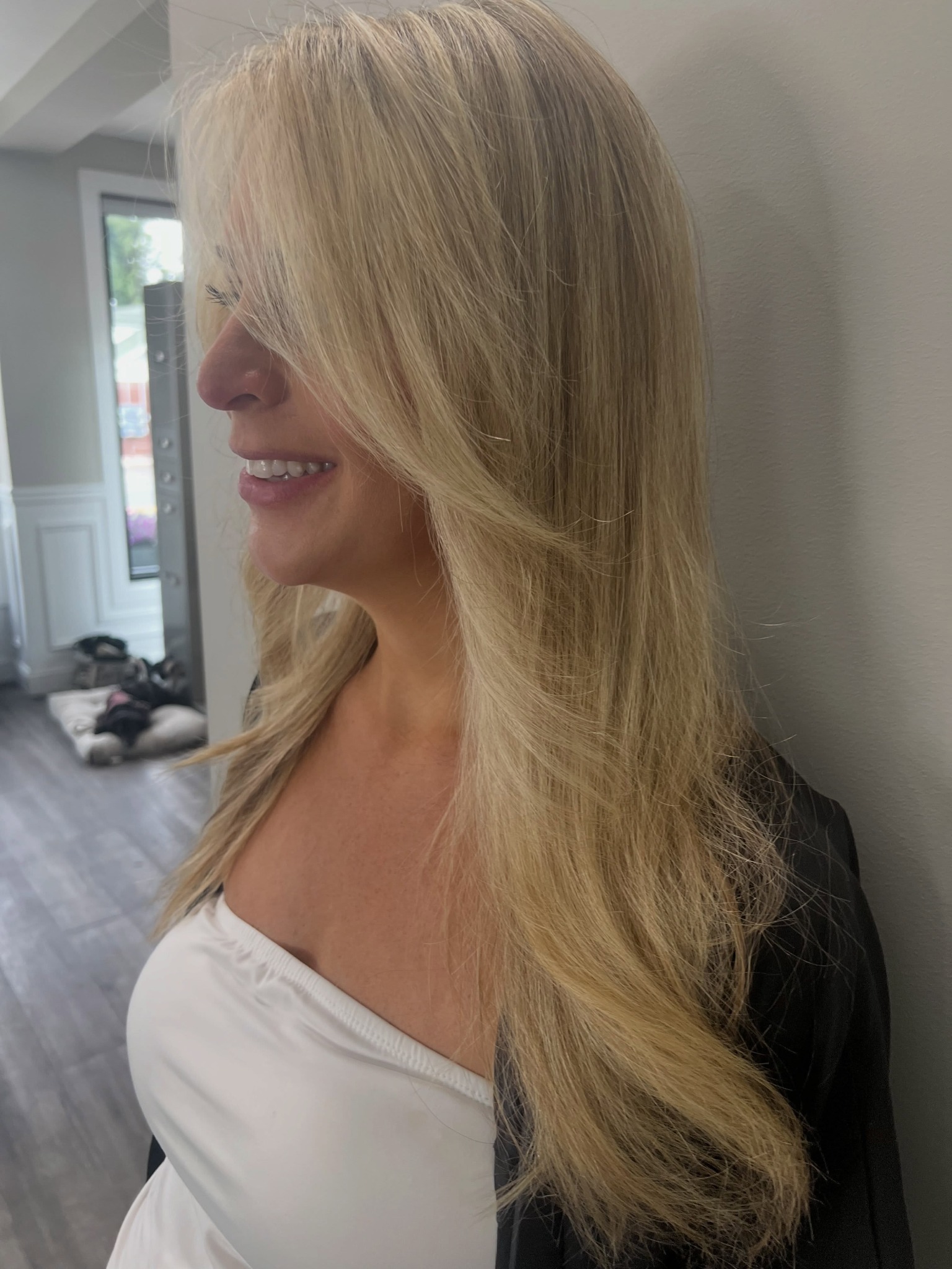 Smooth blonde hair
